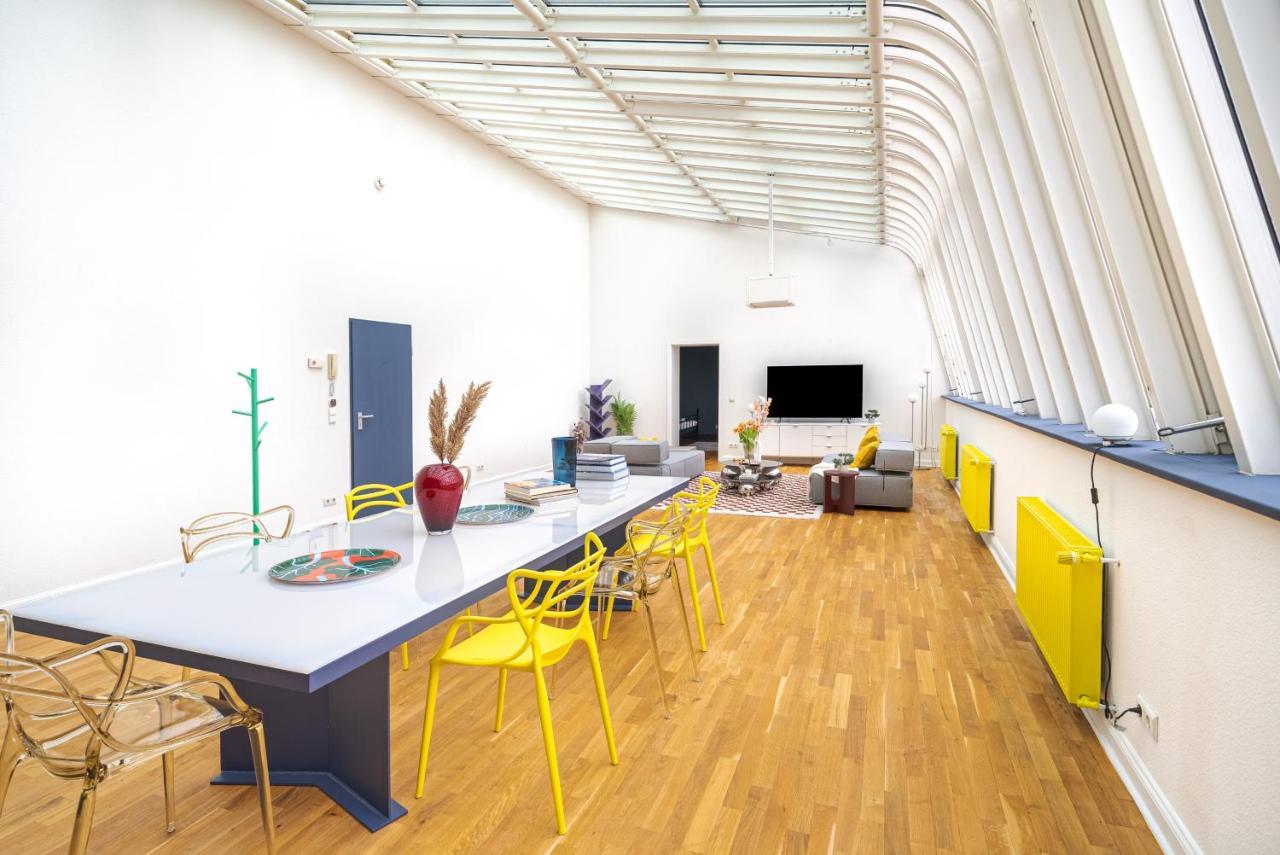 Sky Loft In The Heart Of Berlin Apartment Exterior photo